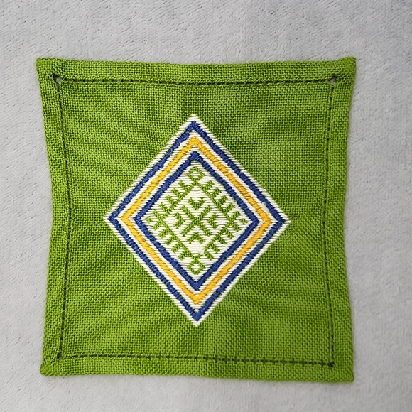 NWT Croatian Embroidered Handcrafted 5" x 5" Coaster or Home Accent - Picture 3 of 5